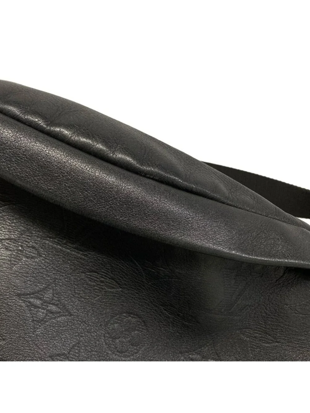 Louis Vuitton Waist Pouch Monogram Shadow Discovery Bum Bag Black Leather